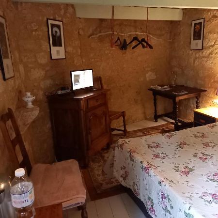 Chambre D Hotes Les Remparts Saint Cyprien Bagian luar foto